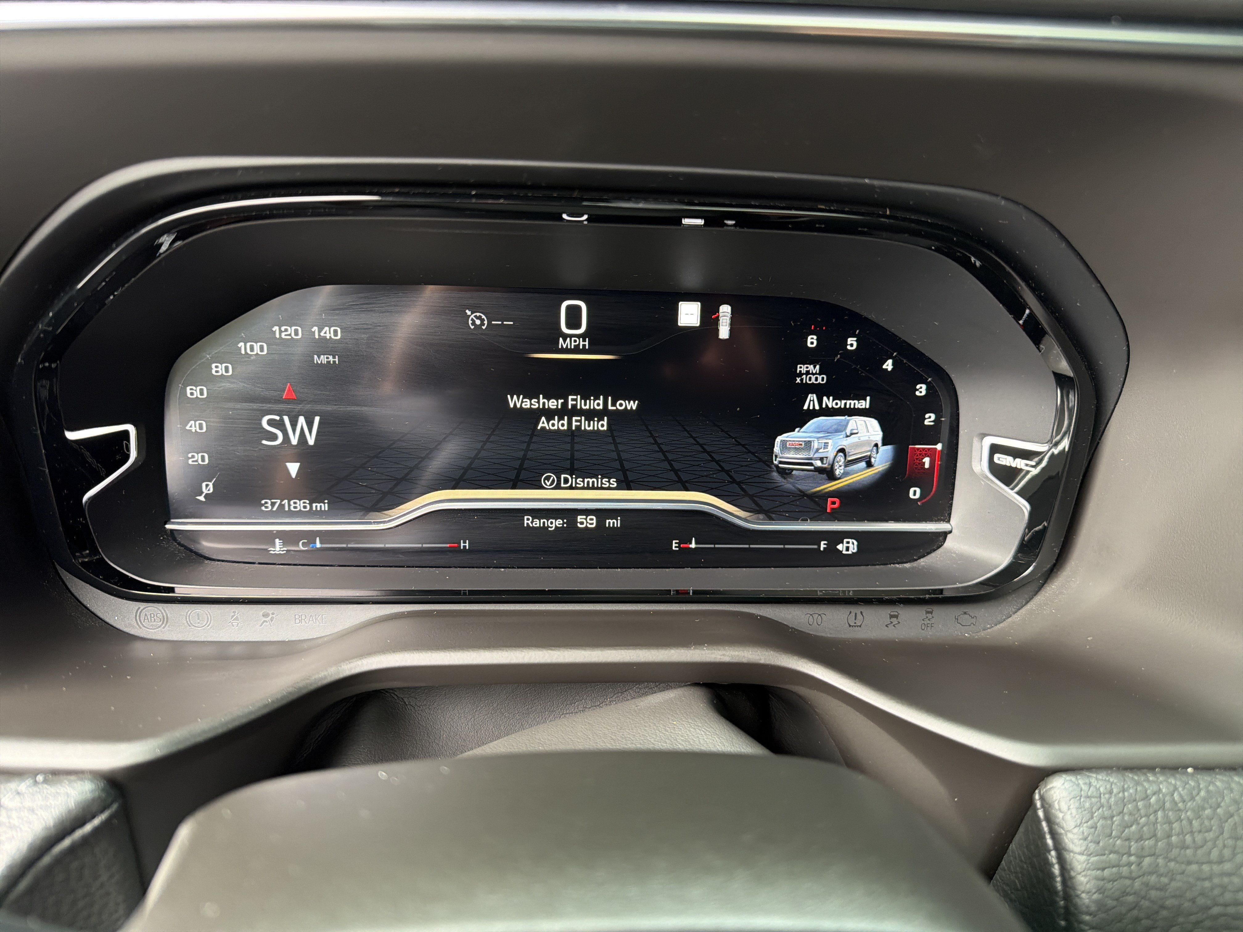 Used 2022 GMC Yukon Denali RWD image 22