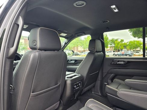 Certified 2025 Chevrolet Tahoe Premier AWD/4WD image 31