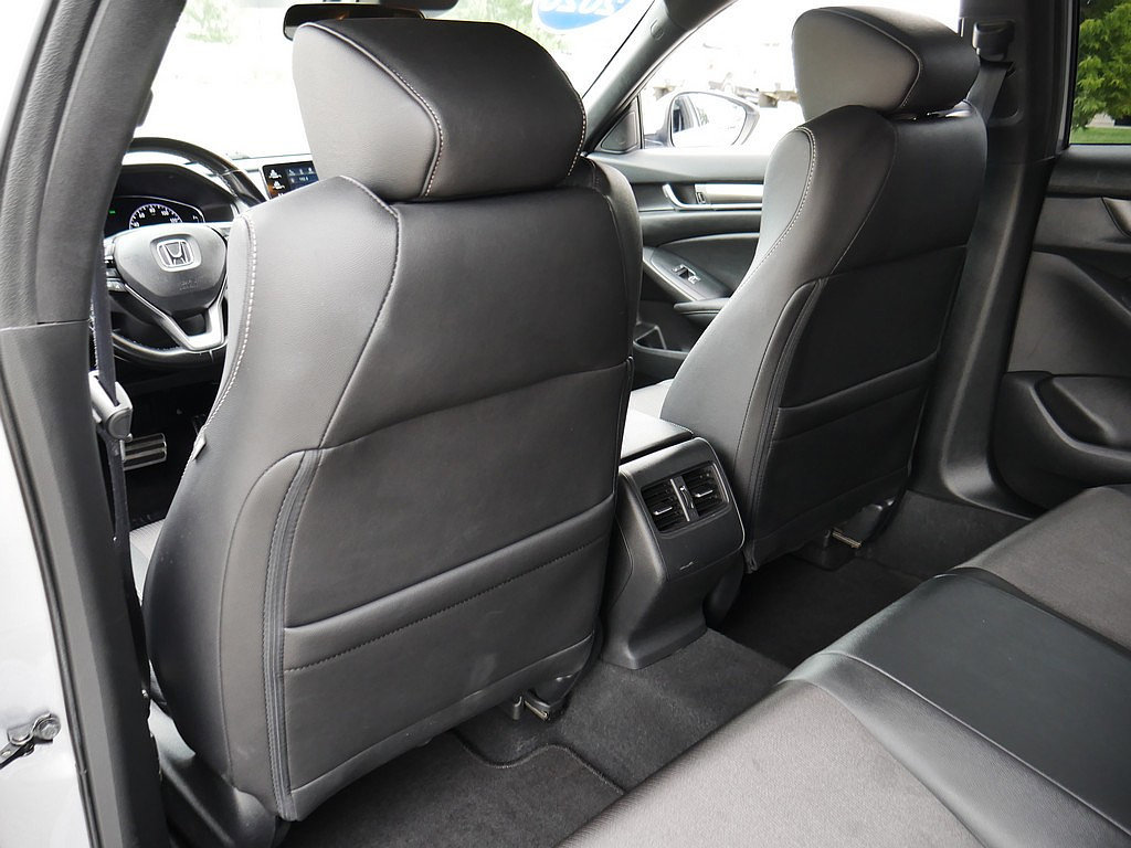 Used 2020 Honda Accord Sport image 15