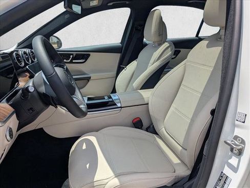 Certified 2025 Mercedes-Benz C 300 Sedan image 4