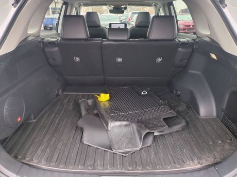 Used 2023 Toyota RAV4 Limited image 6