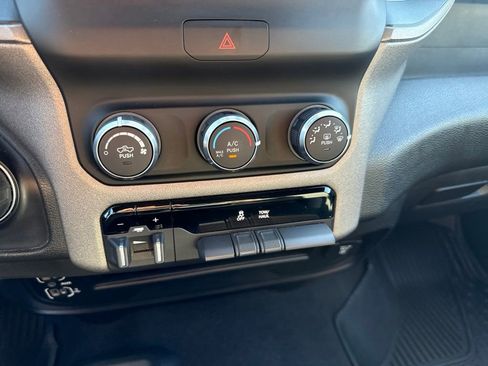 Certified 2022 RAM 2500 Tradesman AWD/4WD image 23