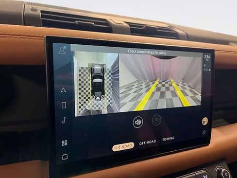 Used 2023 Land Rover Defender 110 X image 27