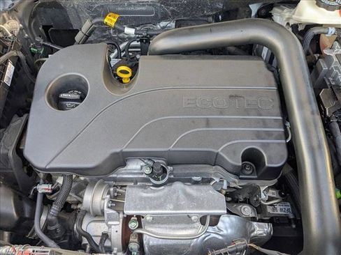 Used 2024 Chevrolet Equinox LT image 22