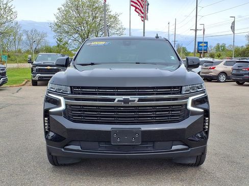 Used 2021 Chevrolet Suburban RST AWD/4WD image 2