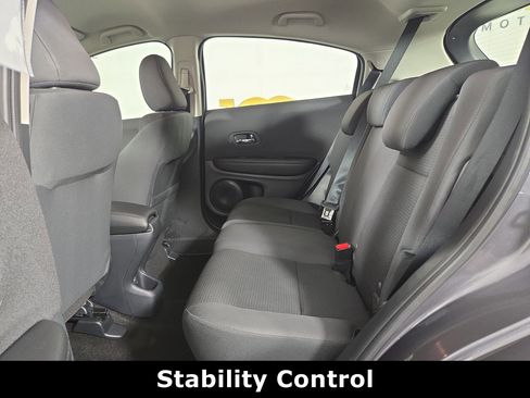 Used 2021 Honda HR-V LX image 12
