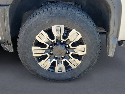 Used 2025 GMC Sierra 2500 Denali w/ Denali Reserve Package image 14