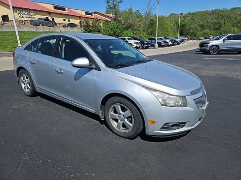 Used 2014 Chevrolet Cruze LT image 5