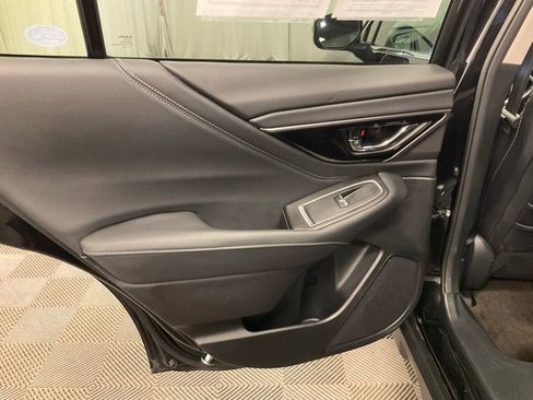 Certified 2025 Subaru Outback Limited image 32