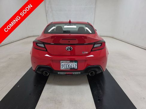 Used 2025 Toyota GR86 Premium w/ ALL Weather Mat Package (TMS) RWD image 6