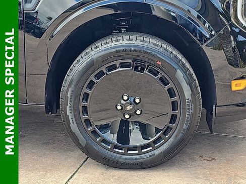 New 2025 Ford Maverick Lobo image 38