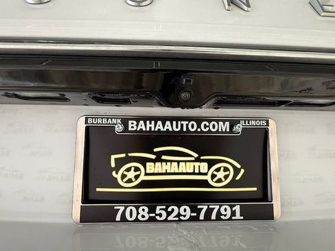 Used 2024 Jeep Wagoneer L Series II w/ Flexible Seating Group AWD/4WD image 11