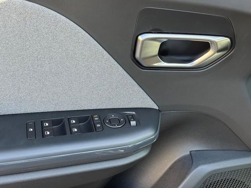 New 2025 Kia K4 EX image 19