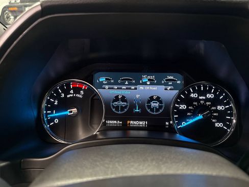 Used 2017 Ford F250 Platinum w/ Platinum Ultimate Package AWD/4WD image 84