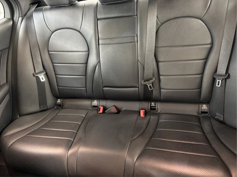 Used 2020 Mercedes-Benz C 300 4MATIC Sedan image 20