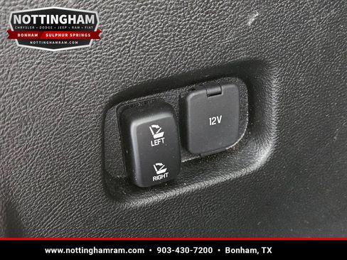 Used 2023 Ford Edge Titanium AWD/4WD image 12