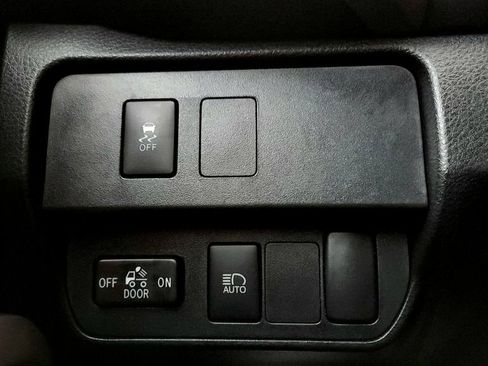 Certified 2023 Toyota Tacoma SR5 AWD/4WD image 48