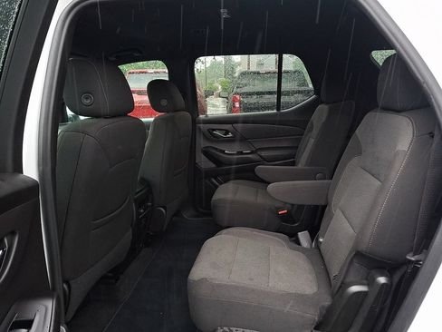 Used 2023 Chevrolet Traverse LT AWD/4WD image 10