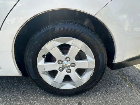 Used 2009 Toyota Prius w/ Pkg 2 FWD image 10