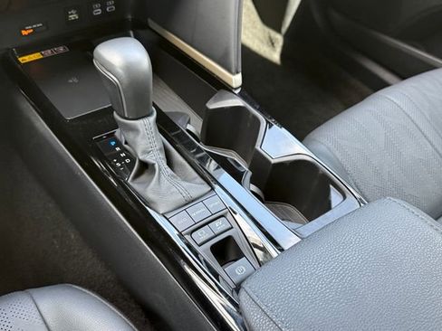 Used 2025 Toyota Camry XSE FWD image 24