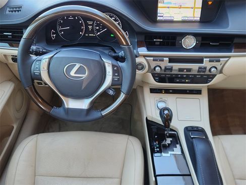 Used 2014 Lexus ES 350 image 28