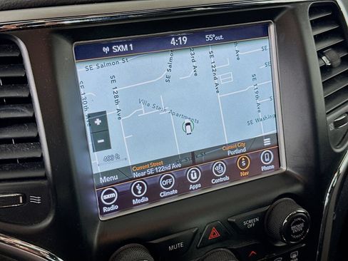 Used 2018 Jeep Grand Cherokee Limited AWD/4WD image 13