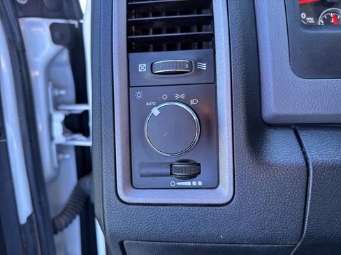 Used 2016 RAM 5500 Tradesman w/ Power & Remote Entry Group AWD/4WD image 33