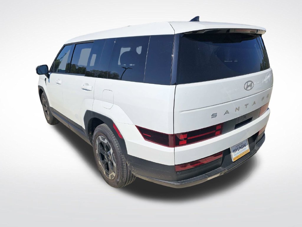 Used 2026 Hyundai Santa Fe SE FWD image 11