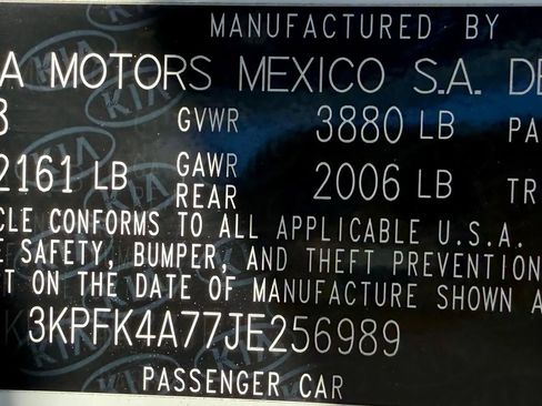 Used 2018 Kia Forte LX image 24