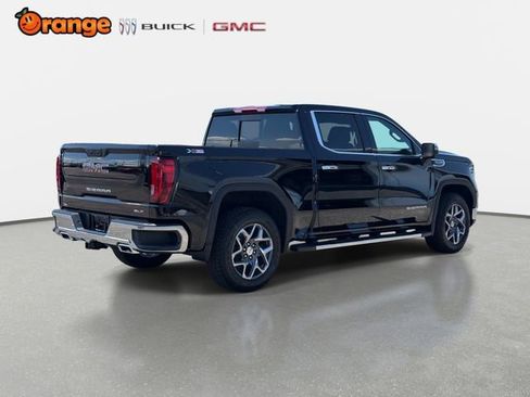 New 2026 GMC Sierra 1500 SLT w/ SLT Premium Plus Package AWD/4WD image 3