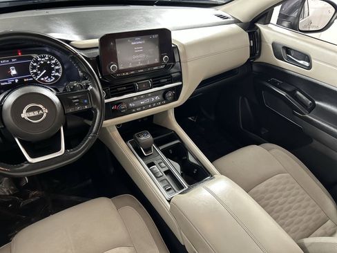 Used 2022 Nissan Pathfinder SV image 23