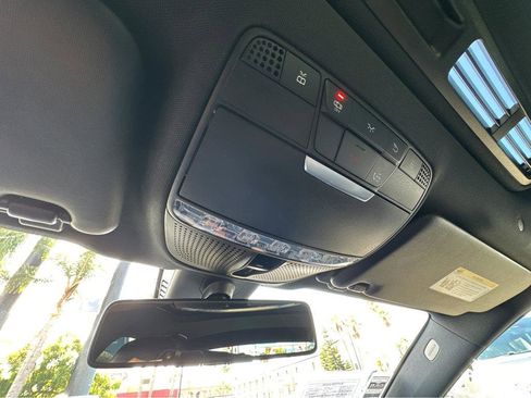 Used 2019 Mercedes-Benz E 300 image 25