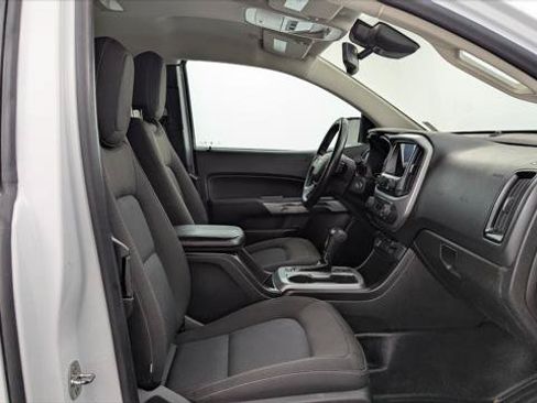 Used 2021 Chevrolet Colorado LT w/ Fleet Safety Package AWD/4WD image 16