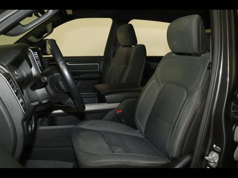 Used 2022 RAM 1500 Big Horn AWD/4WD image 25