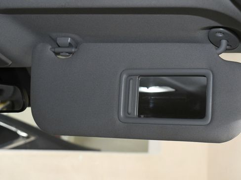 Used 2021 Toyota Camry LE image 22