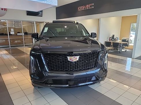 Used 2026 Cadillac Escalade Sport w/ Touring Package image 2