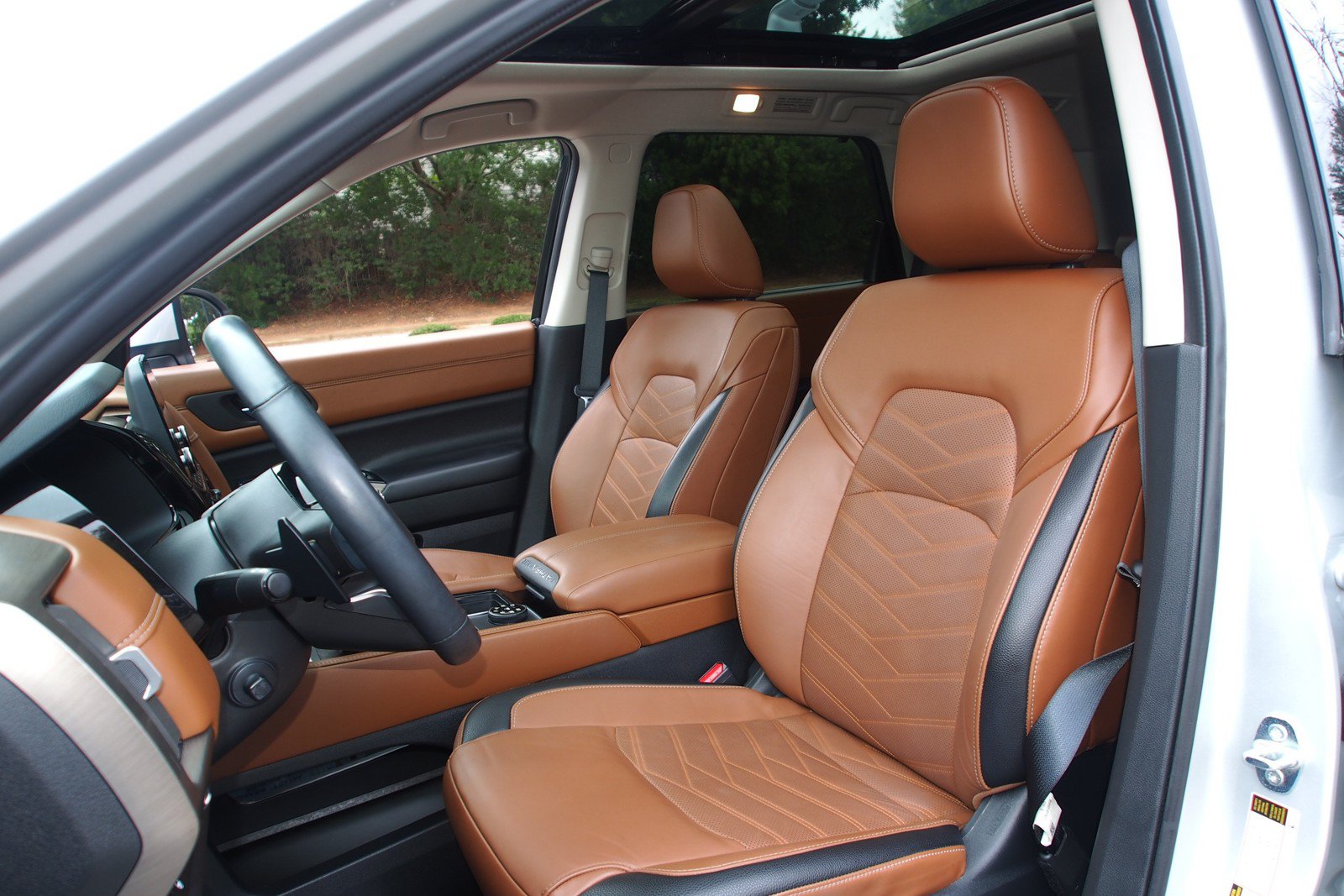 Used 2024 Nissan Pathfinder Platinum AWD/4WD image 20