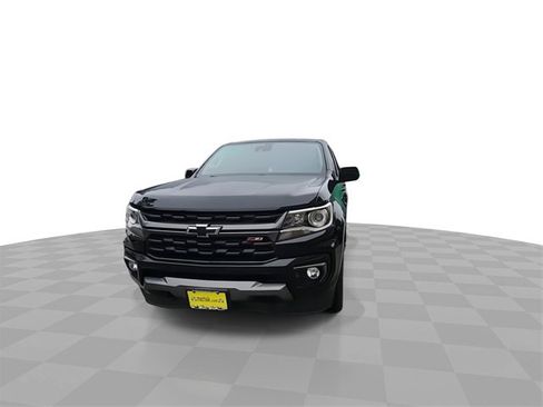 Certified 2022 Chevrolet Colorado Z71 w/ Safety Package image 3