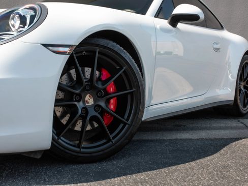 Used 2013 Porsche 911 Carrera 4S AWD/4WD image 29