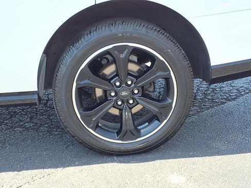 Certified 2023 Ford Expedition Limited RWD image 10