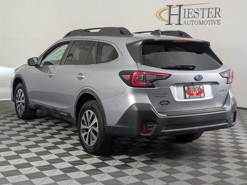 Used 2020 Subaru Outback Premium AWD/4WD image 5