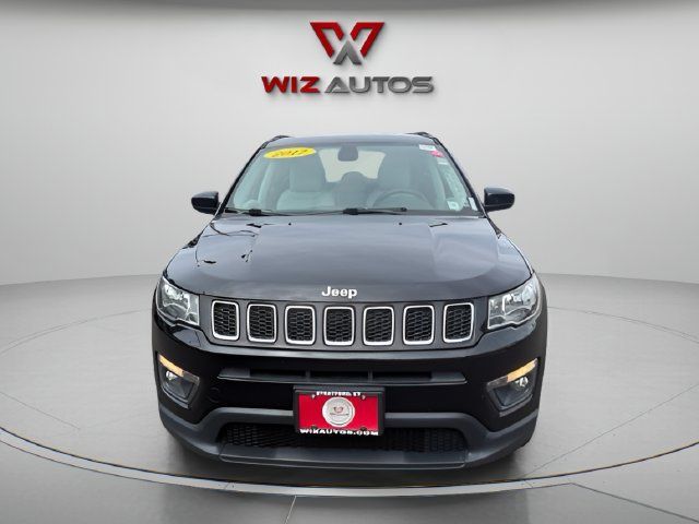 Used 2017 Jeep Compass Latitude w/ Popular Equipment Group AWD/4WD image 8