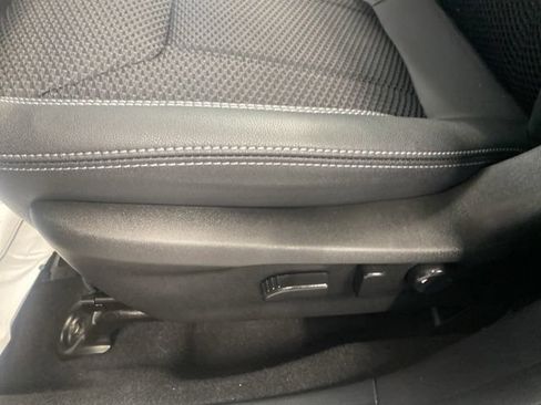 Used 2023 Subaru Forester Premium AWD/4WD image 29