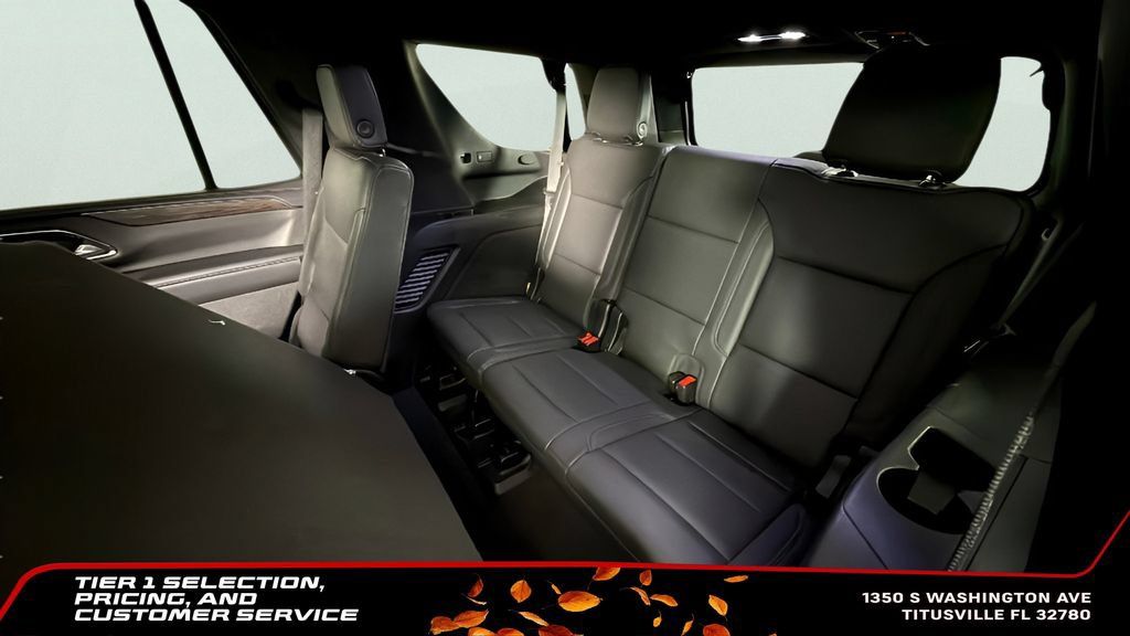 Used 2022 Chevrolet Tahoe Z71 w/ Luxury Package AWD/4WD image 27