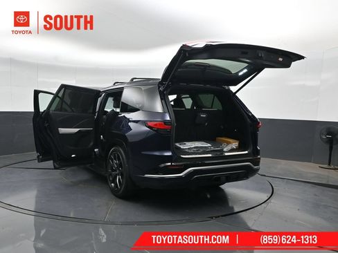 Used 2026 Lexus TX 500h AWD w/ Technology Package image 62
