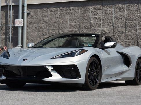 Used 2023 Chevrolet Corvette Stingray Preferred Conv RWD image 33