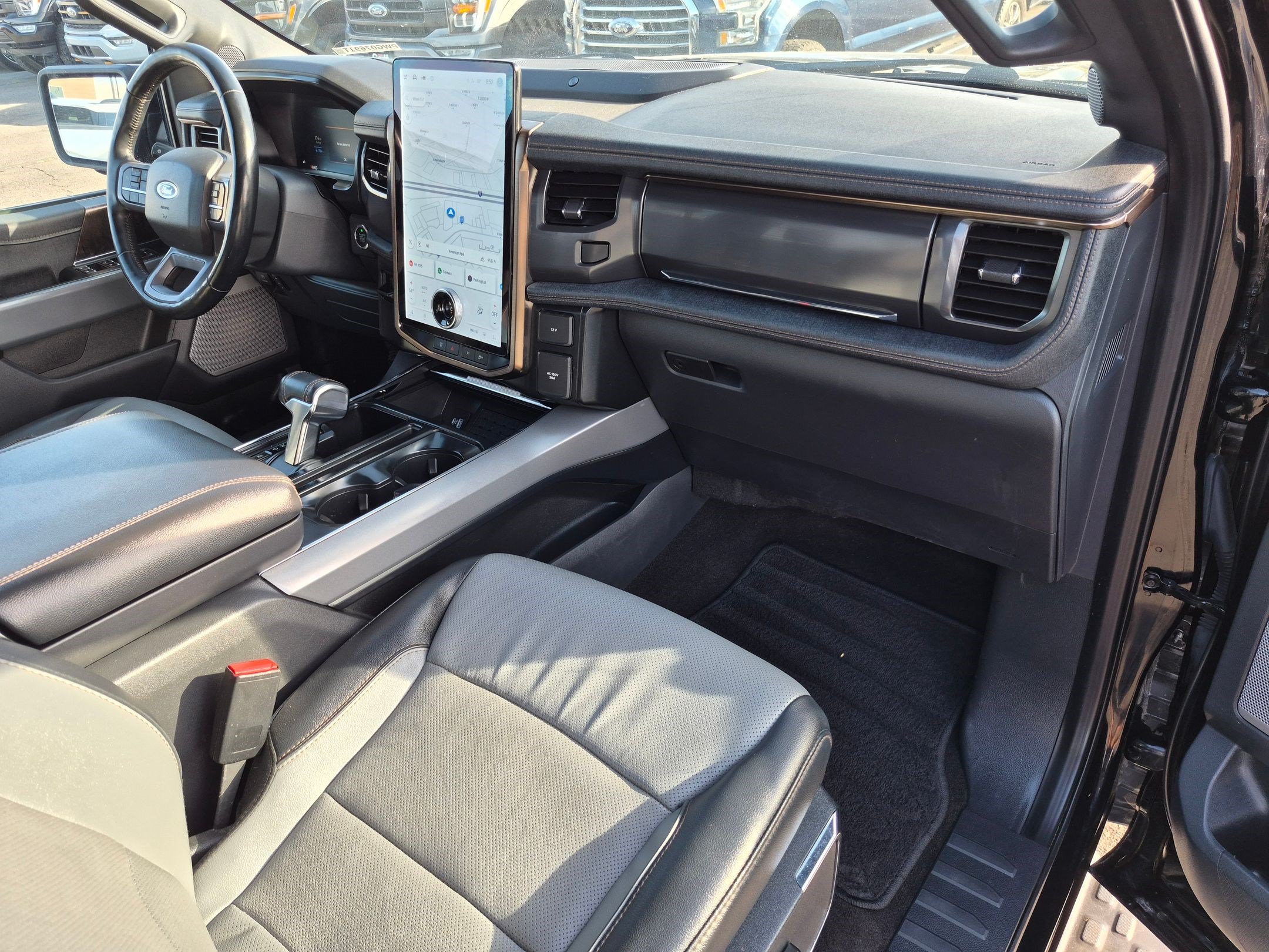 Used 2023 Ford F150 Lightning Lariat AWD/4WD image 34