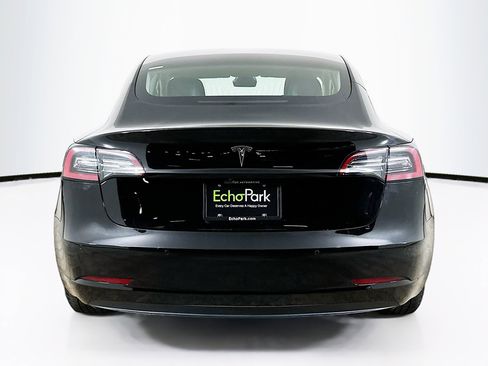Used 2019 Tesla Model 3 Standard Range Plus image 7
