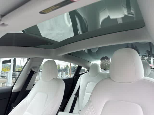 Used 2023 Tesla Model 3 Standard Range RWD image 14