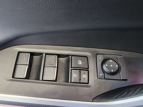 Used 2024 Toyota RAV4 Limited FWD image 15